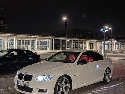 Usata BMW 320 Sport Line 170 CV (125 kW) 2008 Bianco Coupé