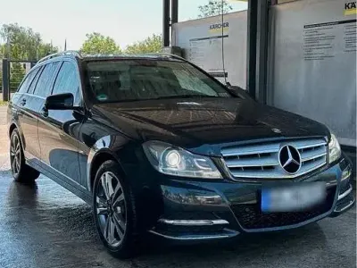 Gebraucht Mercedes C220 170 PS (125 kW) 2011 Silber Kombi