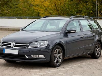 Grau Gebraucht 2013 VW Passat Trendline Kombi | 6.450 € (Fairer Preis)
