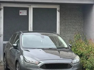 Używany Ford Focus 125 KM (91 kW) 2016 Szary Kombi
