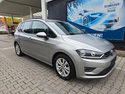 Usata VW Golf Sportsvan Comfortline 110 CV (80 kW) 2015 Argento Monovolume