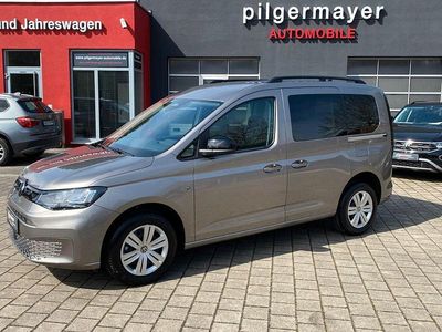 Neu VW Caddy 116 PS (85 kW) 2025 Rot Van / Kleinbus