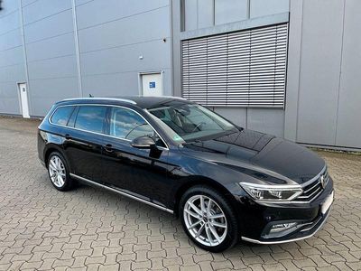 Gebraucht VW Passat Elegance 190 PS (139 kW) 2020 Schwarz Kombi