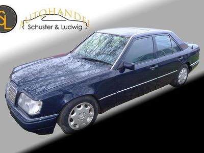 Second-hand Mercedes E280 193 CP (141 kW) 1995 Albastru Berlinǎ