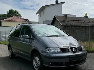 Gebraucht Seat Alhambra Vigo 140 PS (102 kW) 2010 Grau Van / Kleinbus