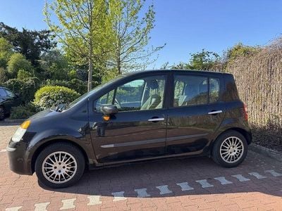 Usado Renault Modus Dynamique 88 HP (64 kW) 2006 Preto Monovolume