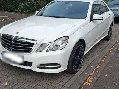 Gebraucht Mercedes 200 Avantgarde 136 PS (100 kW) 2012 Weiß Limousine