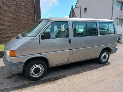 Gebraucht VW T4 1993 Silber Van