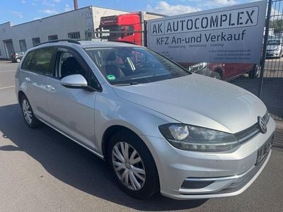 Gebraucht VW Golf VII Comfortline 116 PS (85 kW) 2019 Silber Kombi