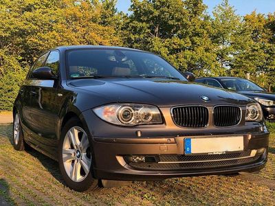 Gebraucht BMW 120 M Sport 170 PS (125 kW) 2009 Grau Kleinwagen