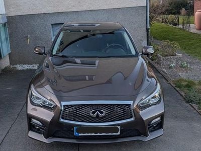 Gebraucht Infiniti Q50 Sport Tech 170 PS (125 kW) 2014 Braun Limousine
