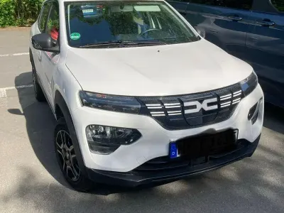 Gebraucht Dacia Spring Essentiel 33 kW (45 PS) 2023 Weiß Kleinwagen
