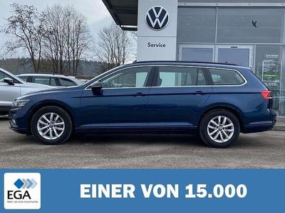 Blau metallic Gebraucht 2023 VW Passat Business Kombi | 25.380 € (Fairer Preis)