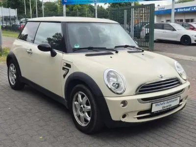 Gebraucht Mini ONE 90 PS (66 kW) 2006 Pepper white Kleinwagen