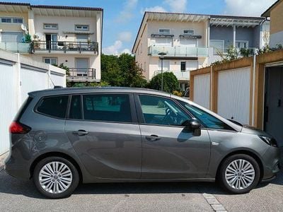 Opel Zafira Tourer