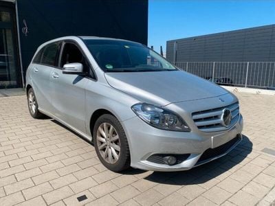 Mercedes B180