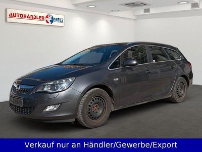 Usata Opel Astra Innovation 125 CV (91 kW) 2011 Grigio Station wagon