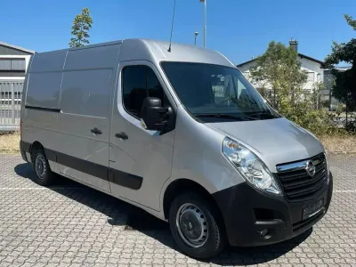 Gebraucht Opel Movano 131 PS (96 kW) 2019 Silber Van / Kleinbus