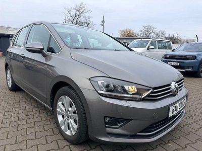 Grau Gebraucht 2015 VW Golf Sportsvan Highline Van / Kleinbus | 11.990 € (Fairer Preis)