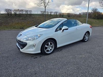 Gebraucht Peugeot 308 CC Tendance 120 PS (88 kW) 2009 Lack weiss perlglänzend Cabrio
