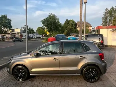 Gebraucht VW Polo 90 PS (66 kW) 2010 Andere farben Kleinwagen