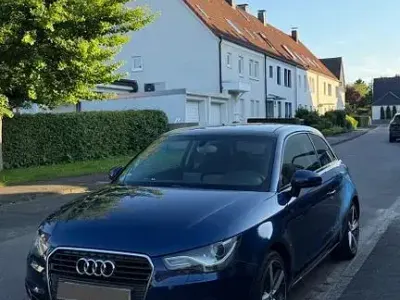 Gebraucht Audi A1 Ambition 122 PS (89 kW) 2011 Blau Kleinwagen