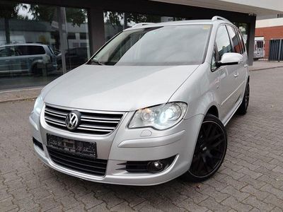 Silber Gebraucht 2008 VW Touran Highline Van / Kleinbus | 3.799 € (Fairer Preis)