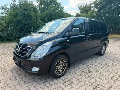 Gebraucht Hyundai H-1 Comfort 170 PS (125 kW) 2014 Schwarz Van / Kleinbus