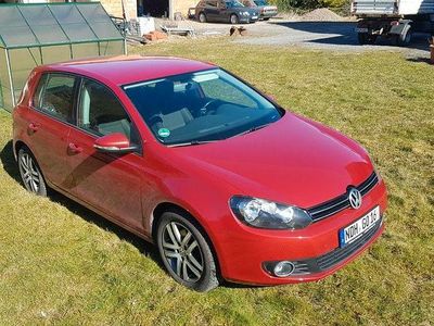 Gebraucht VW Golf VI Trendline 110 PS (80 kW) 2010 Rot Kleinwagen