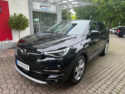 Gebraucht Opel Grandland X 131 PS (96 kW) 2018 Schwarz SUV