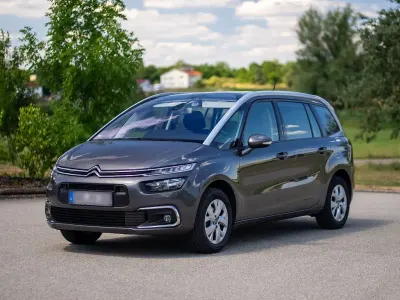 Gebraucht Citroën Grand C4 Picasso PureTech 131 PS (96 kW) 2019 Grau Van / Kleinbus