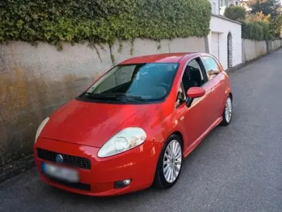 Gebraucht Fiat Grande Punto 95 PS (69 kW) 2006 Rot Kleinwagen