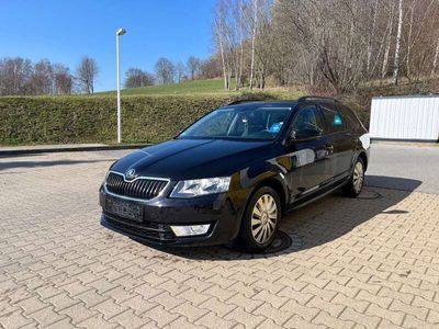 gebraucht Skoda Octavia Combi 1.6 TDI (Green tec) Active