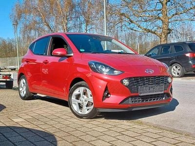 Gebraucht Hyundai i10 Edition 30 67 PS (49 kW) 2021 Rot Kleinwagen