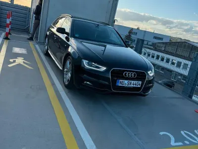 Gebraucht Audi A4 177 PS (130 kW) 2014 Schwarz Kleinwagen