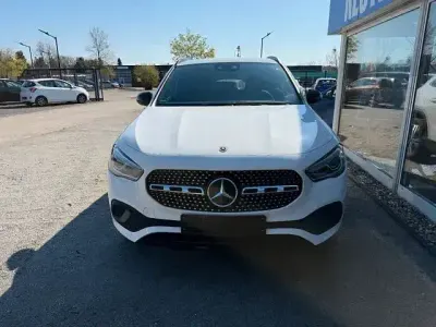 Gebraucht Mercedes GLA200 163 PS (119 kW) 2021 Polarweiss SUV
