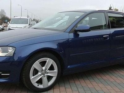Gebraucht Audi A3 Ambition 125 PS (91 kW) 2011 Blau Kombi