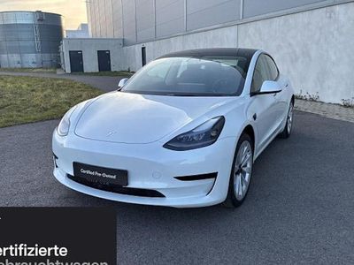 Weiß Gebraucht 2022 Tesla Model 3 RWD Limousine | 30.500 € (Teuer)