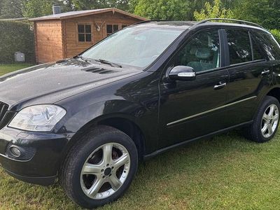 Mercedes ML320