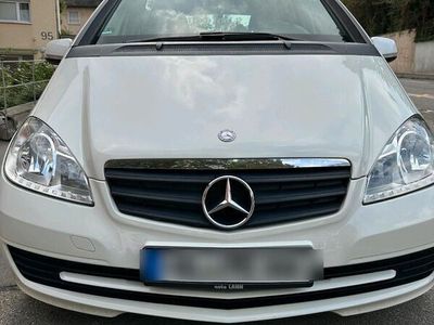 gebraucht Mercedes A160 Bj 2012 neu tüv