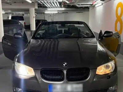 Gebraucht BMW 325 Cabriolet 218 PS (160 kW) 2010 Andere farben Cabrio