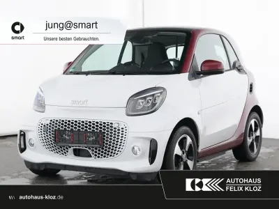 Gebraucht Smart ForTwo Electric Drive Exclusive 60 kW (82 PS) 2024 Bodypanels in white Coupé