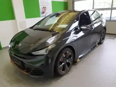 Second-hand Cupra Born 150 kW (204 CP) 2024 Gri Hatchback