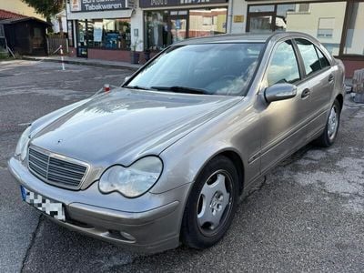 Mercedes C200