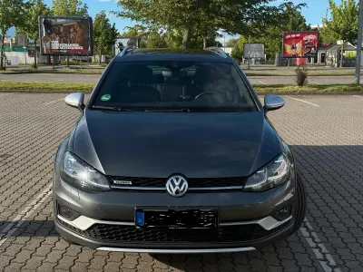 Second-hand VW Golf VII 184 CP (135 kW) 2019 Gri Break