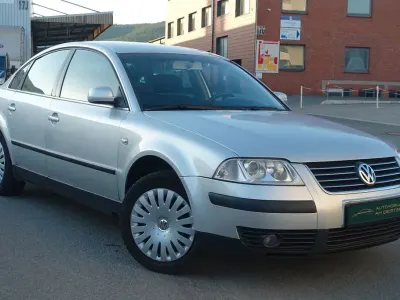 Gebraucht VW Passat 101 PS (74 kW) 2003 Silber Limousine