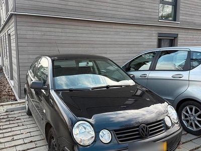 Gebraucht VW Polo 64 PS (47 kW) 2004 Schwarz Kleinwagen