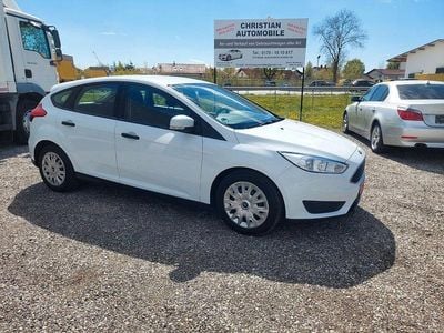 Usata Ford Focus 101 CV (74 kW) 2015 Bianco Berlina