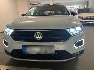 Second-hand VW T-Roc Sport 150 CP (110 kW) 2019 Alb SUV
