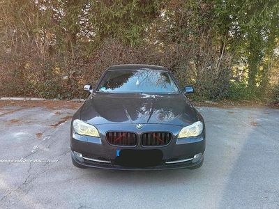 Gebraucht BMW 528 M Sport 258 PS (189 kW) 2011 Grau Limousine